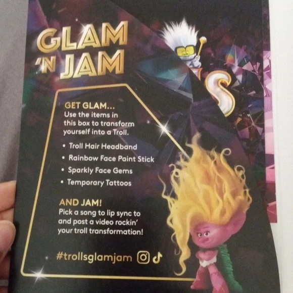 Trolls Xfinity *Glam & Jam* Kit - Picture 2 of 6